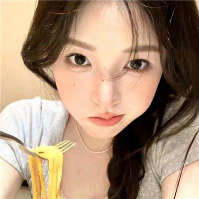 神秘小镇 封面